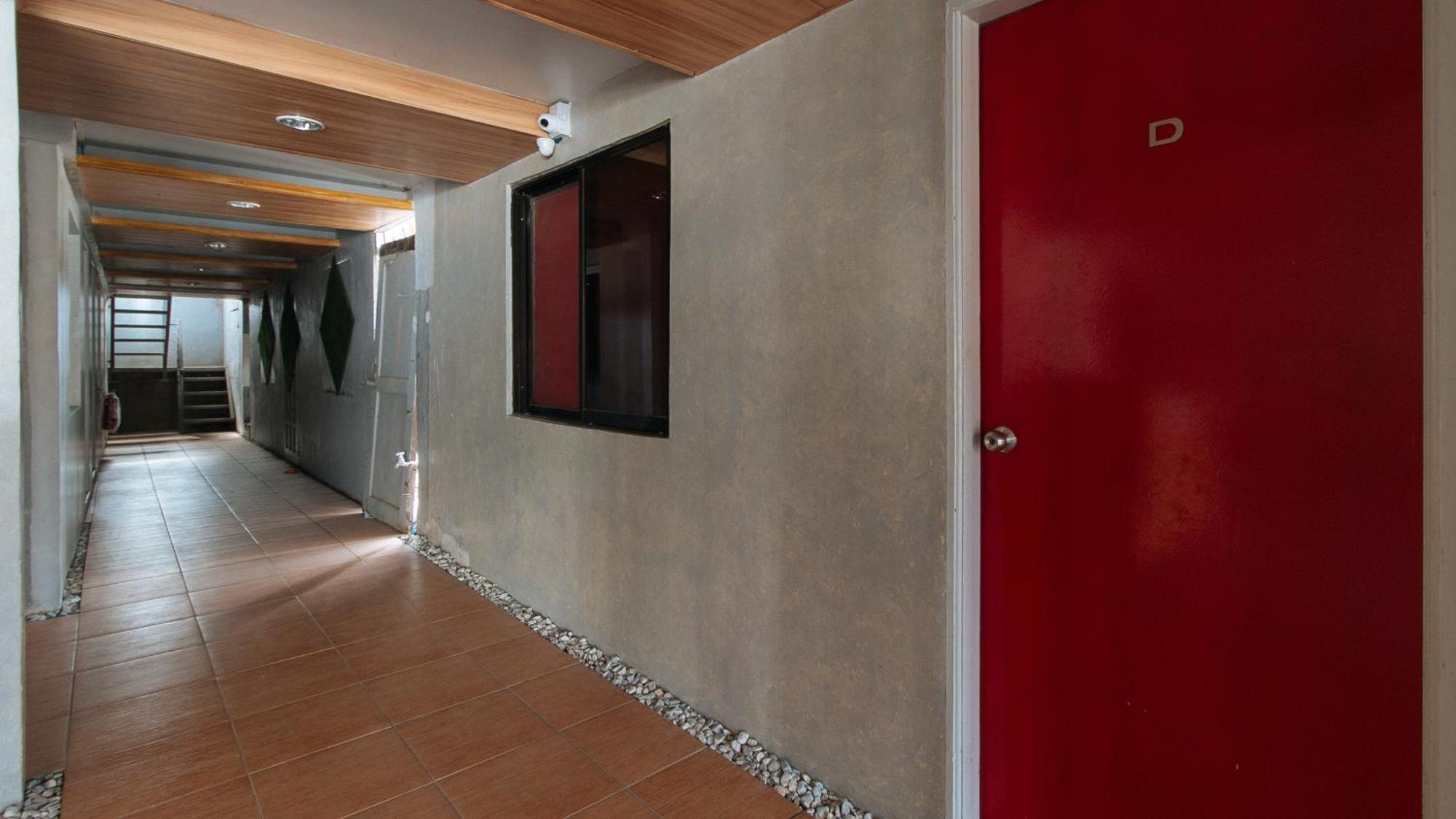 Reddoorz Near Christ The King Medical Center Hotel Las Piñas Exterior foto